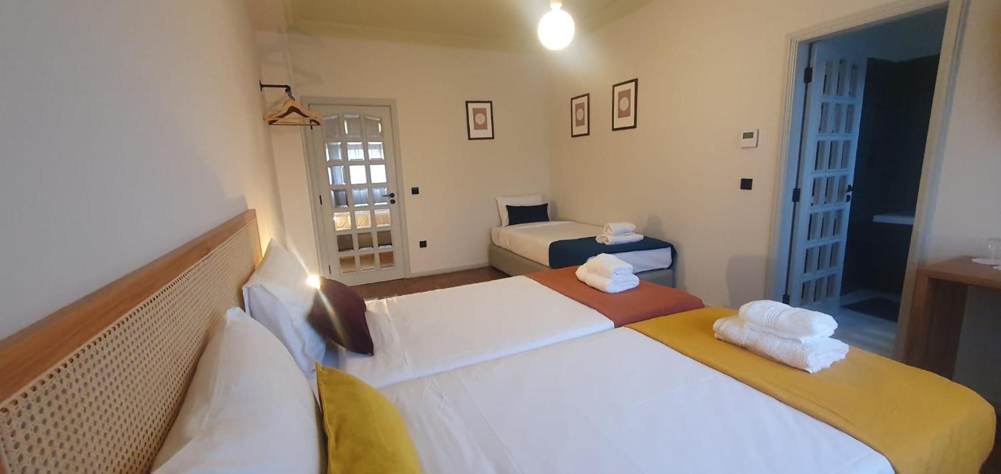 Azurara Guesthouse Экстерьер фото